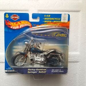 2000 Hot Wheels 1:18 Harley Davidson Springer Softail Blue Motorbike Unopen